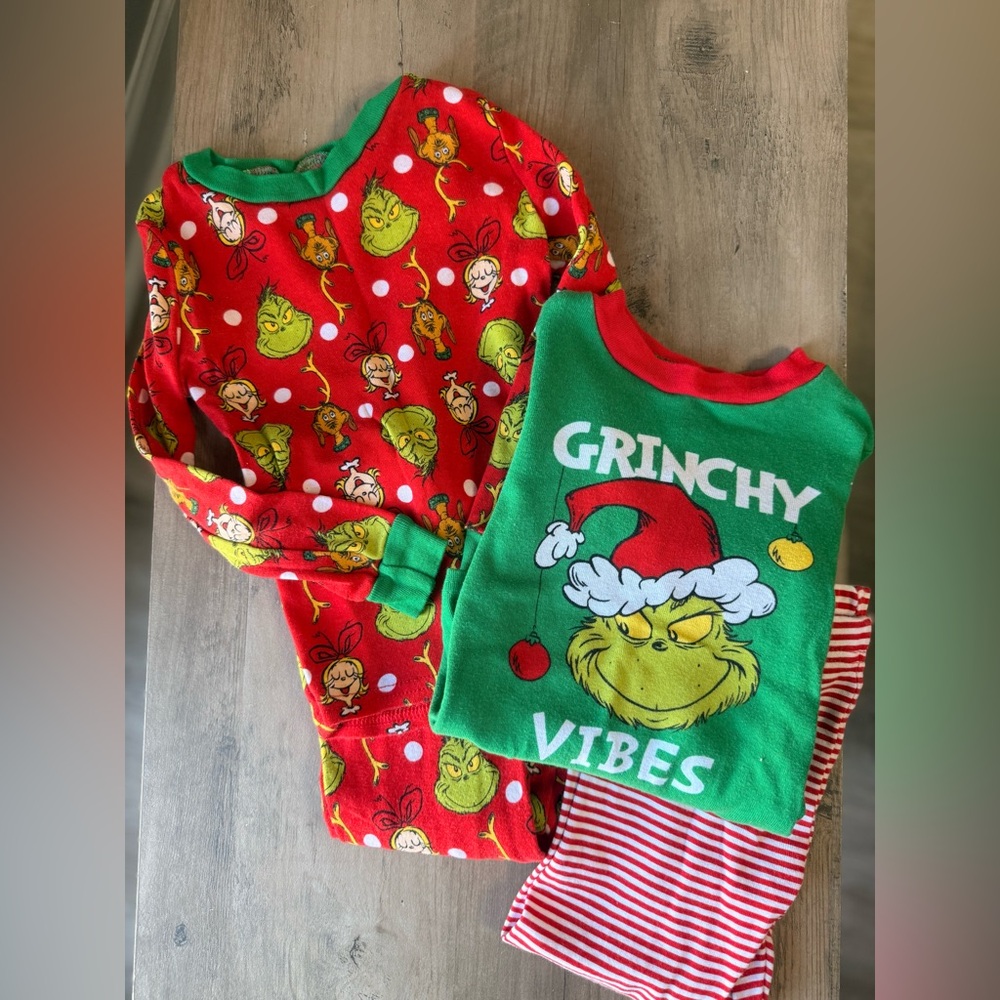 Grinch Kids Pajama Set - Red and Green